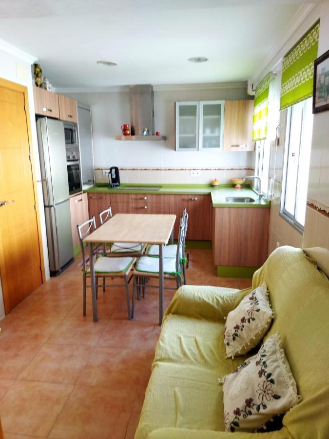 Apartamento Tranquilo Con 3 Dormitorios 加的斯 外观 照片