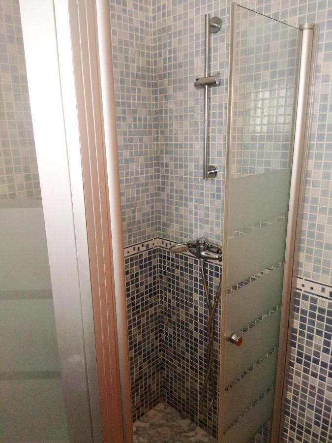 Apartamento Tranquilo Con 3 Dormitorios 加的斯 外观 照片