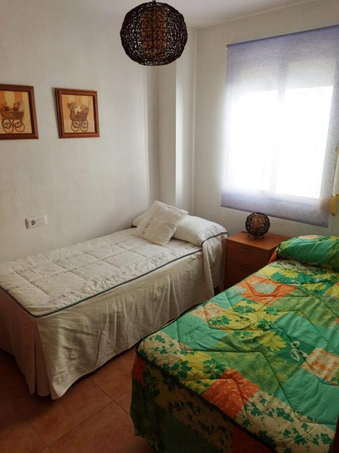 Apartamento Tranquilo Con 3 Dormitorios 加的斯 外观 照片